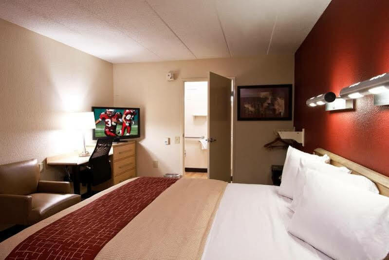 Red Roof Inn Detroit - Dearborn-Greenfield Village Εξωτερικό φωτογραφία